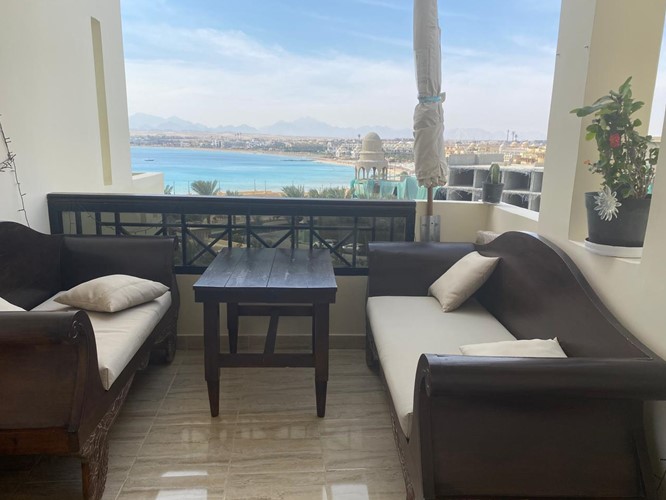 Exquisite 2-Schlafzimmer-Wohnung mit Panoramablick auf das Meer in Hurghada , Ägypten